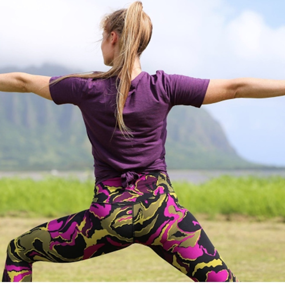 Lululemon Wunder Under Pant (Hi-Rise).
Boom Bloom Chartreuse Green Aurora